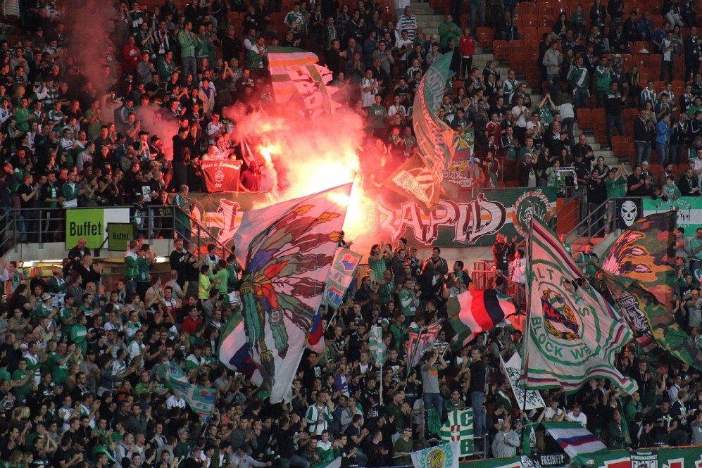 RAPID WIEN - DER KLUB FÜR DEN WIR LEBEN! RAPID WIEN - DER KLUB FÜR DEN WIR LEBEN!